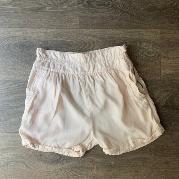 Aritzia Wilfred Women's Shorts Crepe Paperbag Ruched Elastic Waist Pale pink 2 - Picture 6 of 16